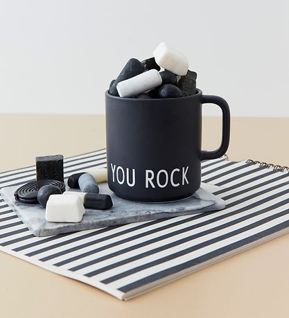 Design Letters Cup - Favourite - Black w. You Rock