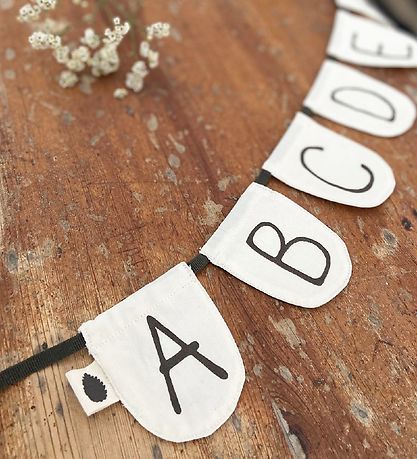 Pine Cone Bunting Banner - ABC - Natural