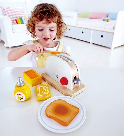 Hape Play Set - 7 Parts - Toaster