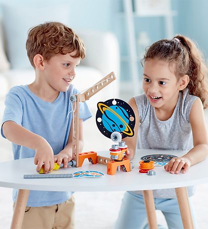 Hape Magnet Laboratory - 34 Parts - Junior Inventor