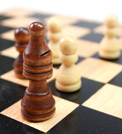 TACTIC Board Game Games - Wood - 5-in-1 - Collection Classique