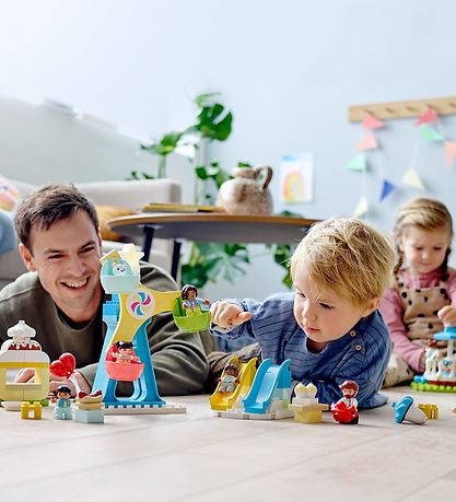 LEGO® DUPLO - Amusement Park 10956 - 95 Partar