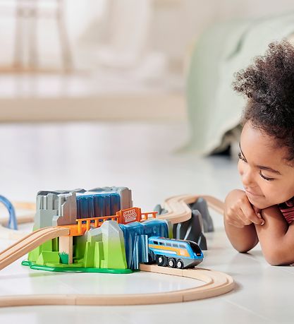 BRIO Toys - Smart Tech Sound - Waterfall Tunnel 33978