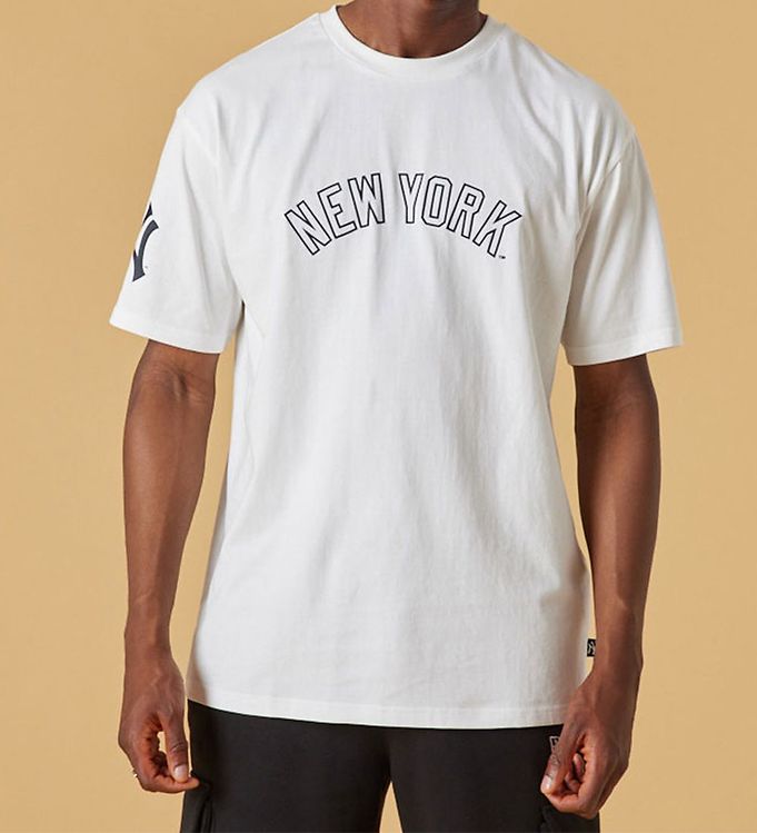 New Era New York Yankees series t-shirt in white