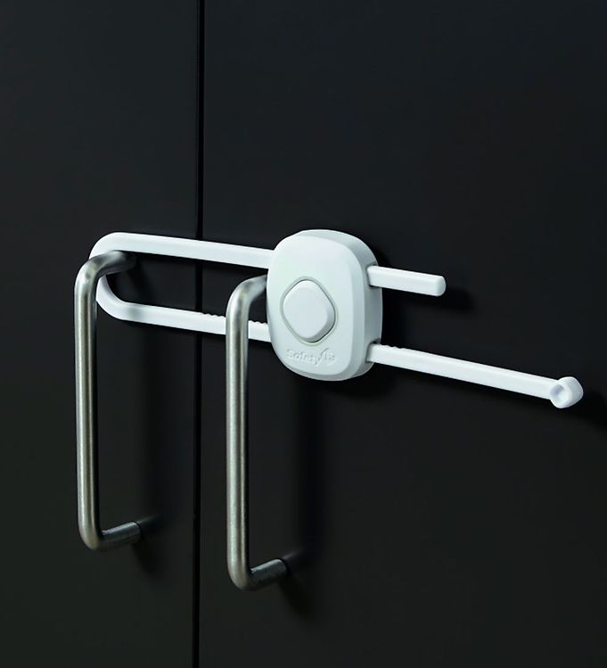 Safety 1st Cabinet Lock w. Cheat Button - White » Quick Shipping