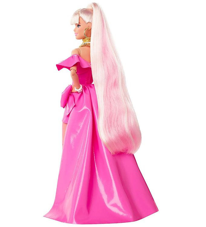 Poupée Barbie Fille Avec Une Robe Rose