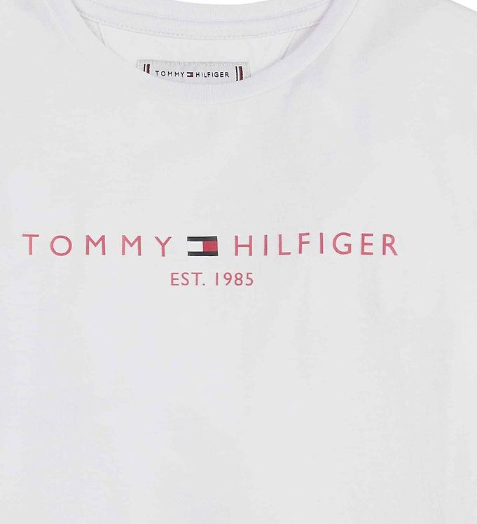 Tommy hilfiger best sale t shirt set