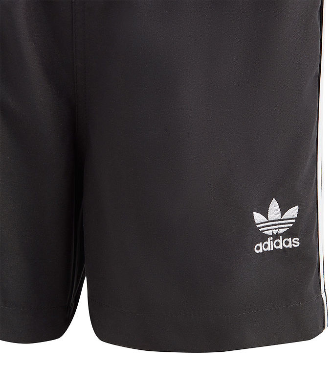 Short adidas original noir deals