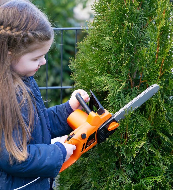 Chainsaws  BLACK+DECKER