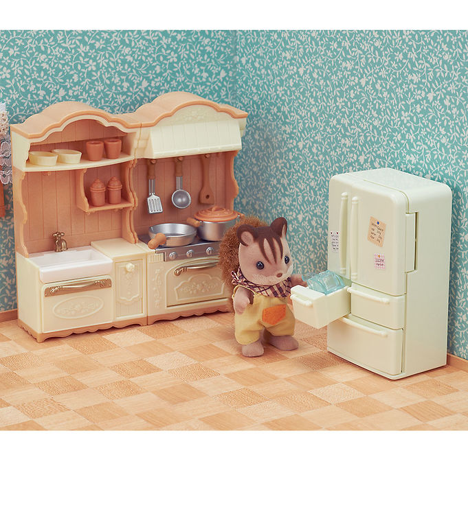 SYLVANIAN FAMILIES - La Ville - La Cuisine Aménagée - 5341 - Meubles et  Accessoires Poupée - Mini Poupées & Le Village - La Table de Repas - 4506 -  Meubles et Accessoires Poupée - Mini Poupées : : Jeux et Jouets