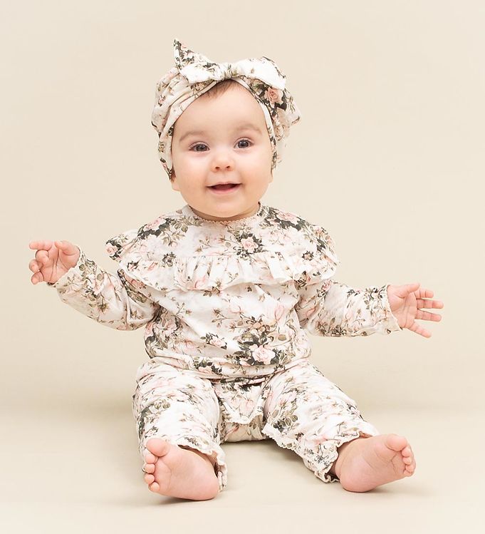 Little wonders hot sale baby clothes
