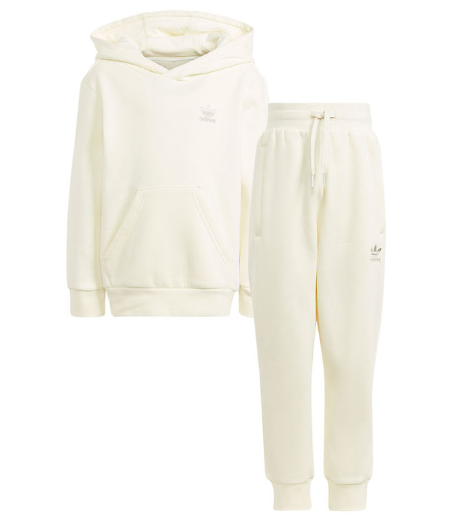 Joggings & Survêtements adidas enfants-filles - Soldes sur un grand choix  de Joggings & Survêtements - Livraison Gratuite