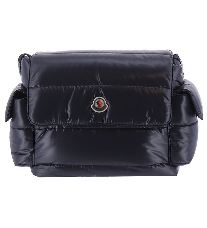 Moncler changing bag discount