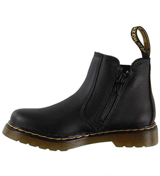 Dr martens softy sales t chelsea boots