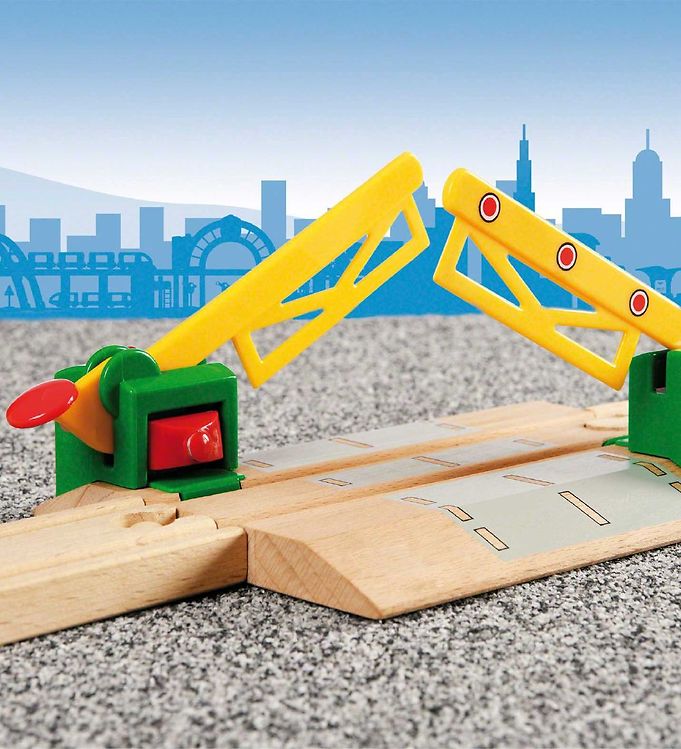 BRIO World Magnetic Action Crossing 33750 » Fast Shipping
