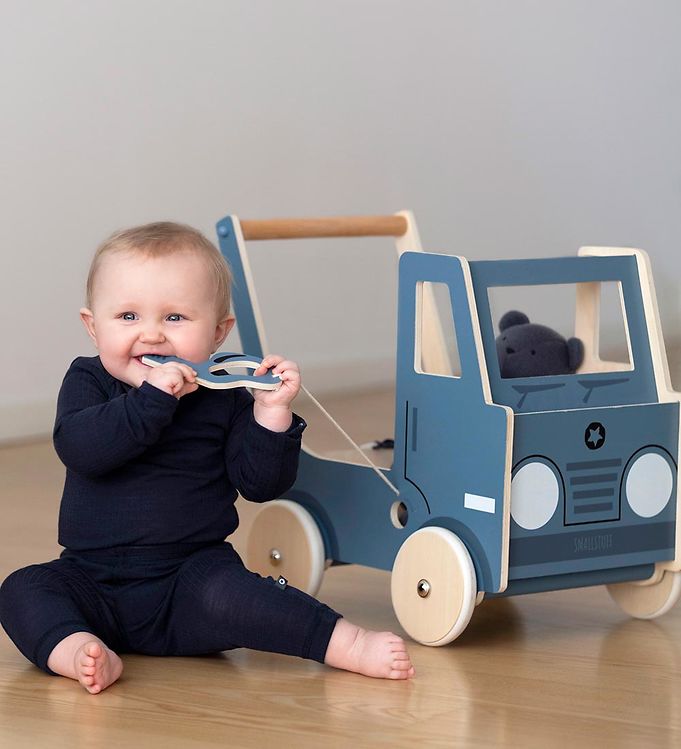 Baby walkers that cheap look like trucks