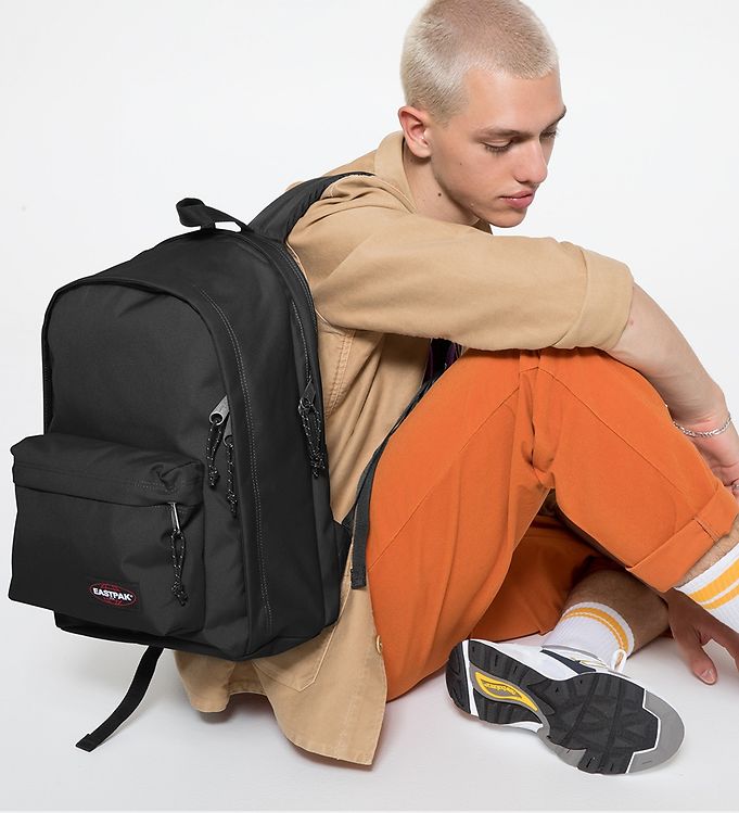 Eastpak Rugzak - Terug naar - 27 l - Zwart » Shop Nu