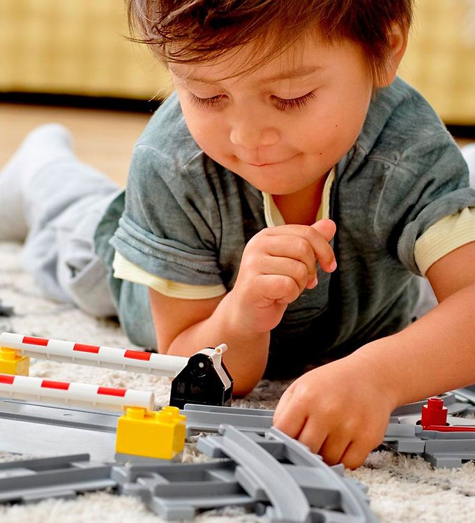 Spytte Forbrydelse mangfoldighed LEGO DUPLO - Train Tracks 10882 - 23 Parts » Fast Shipping
