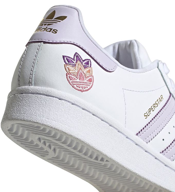 superstar adidas lotus