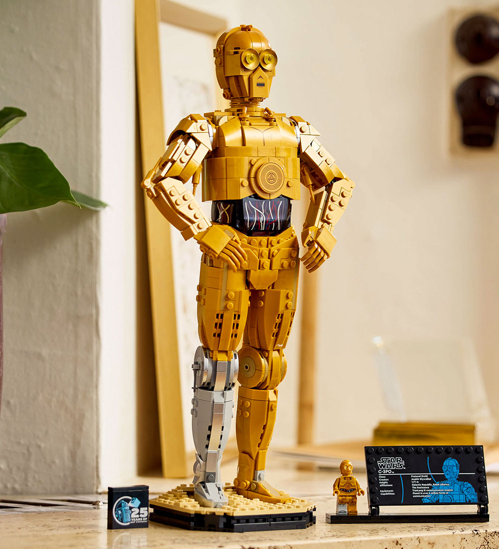 LEGO® Star Wars - C-3PO 75398 - 1138 Parts