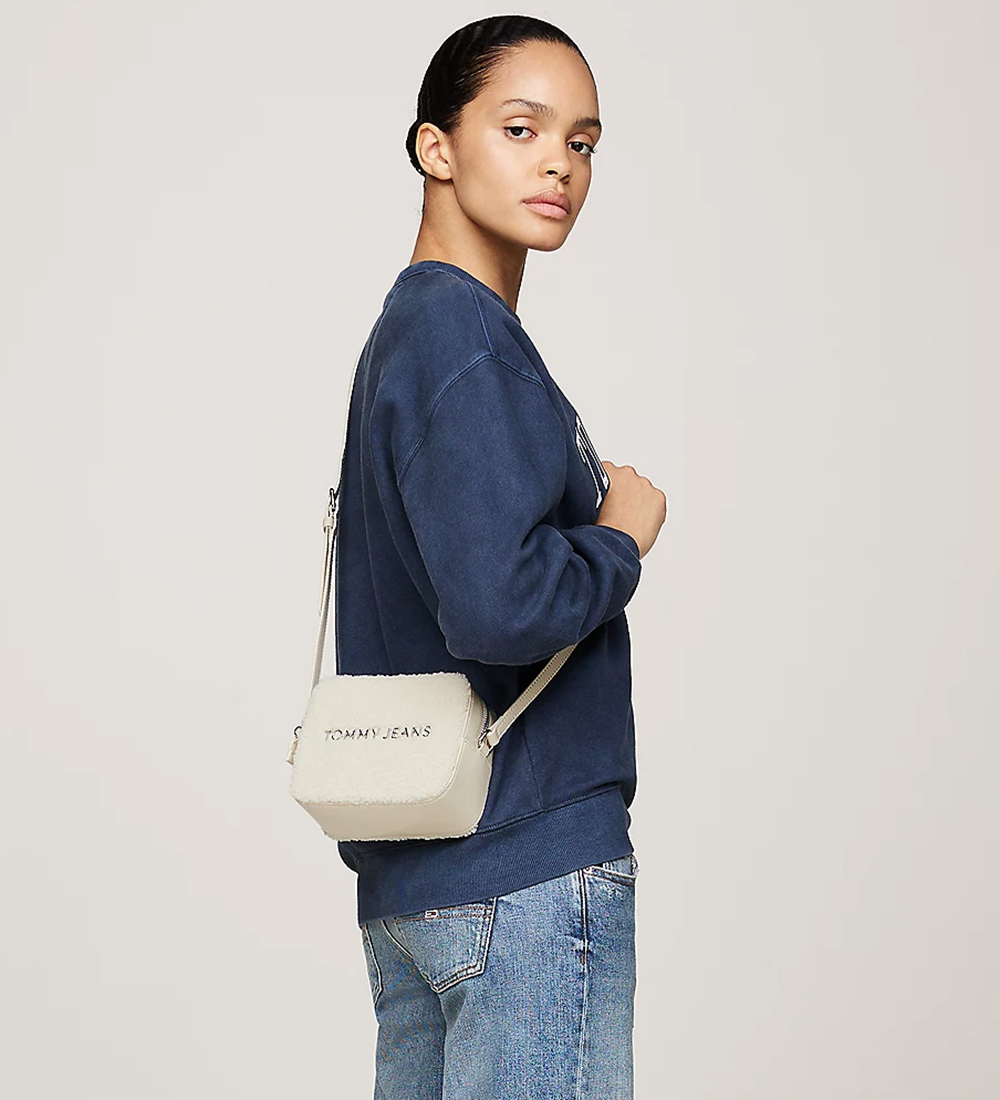 Tommy Hilfiger Shoulder Bag - Ess Must Camera Sherpa - White