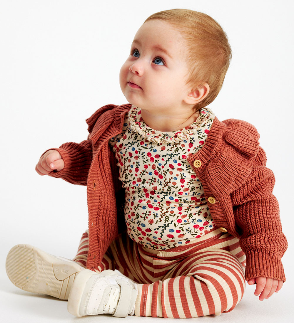 The New Cardigan - Stickad - TNSolly - Cederträ