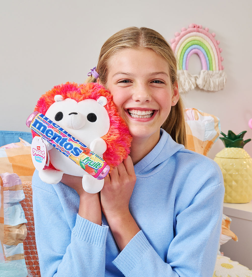 Snackles Soft Toy - 25 cm - Heidi the hedgehog w. Mentos