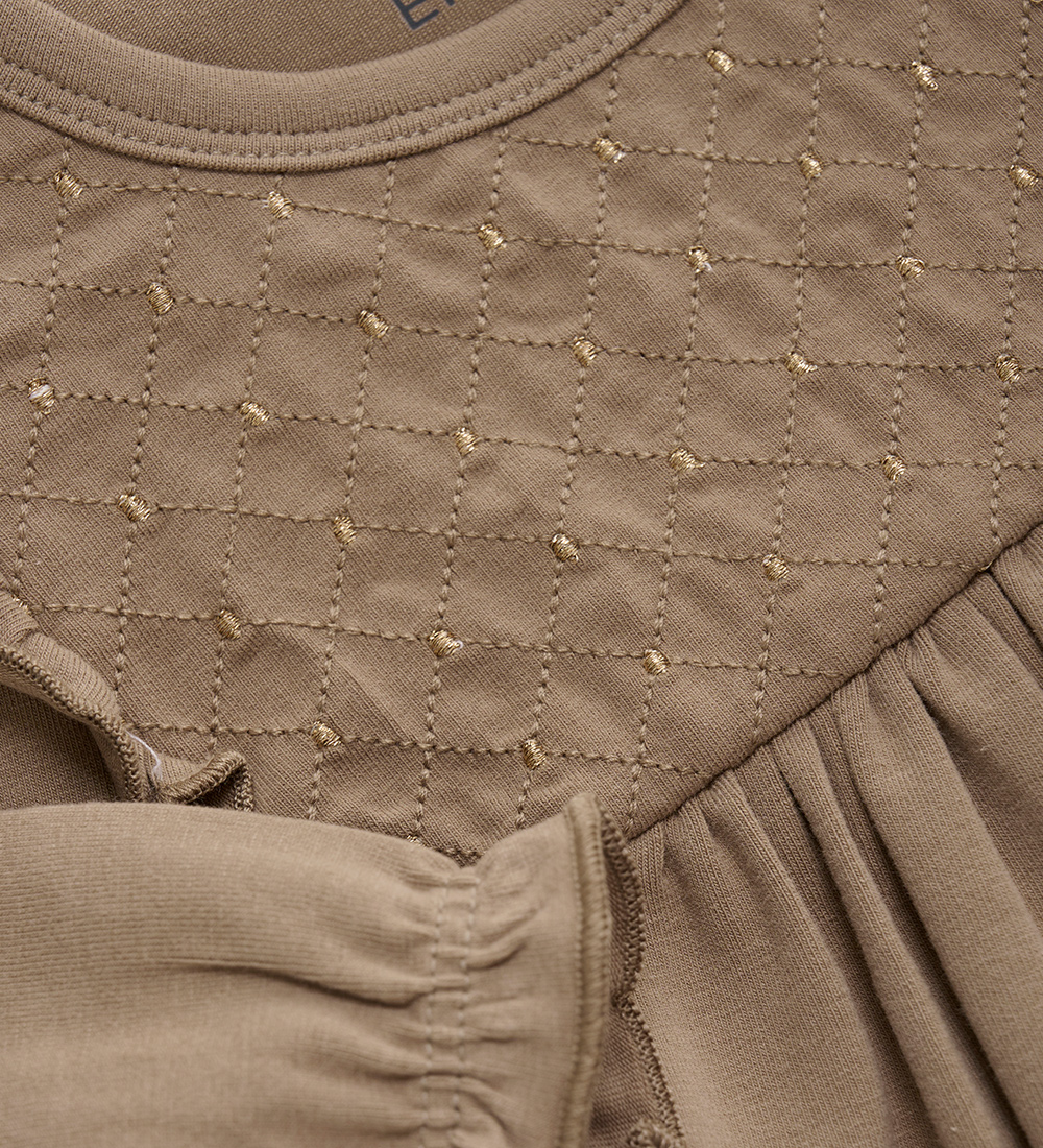 En Fant Kleid - Kiefer Bark