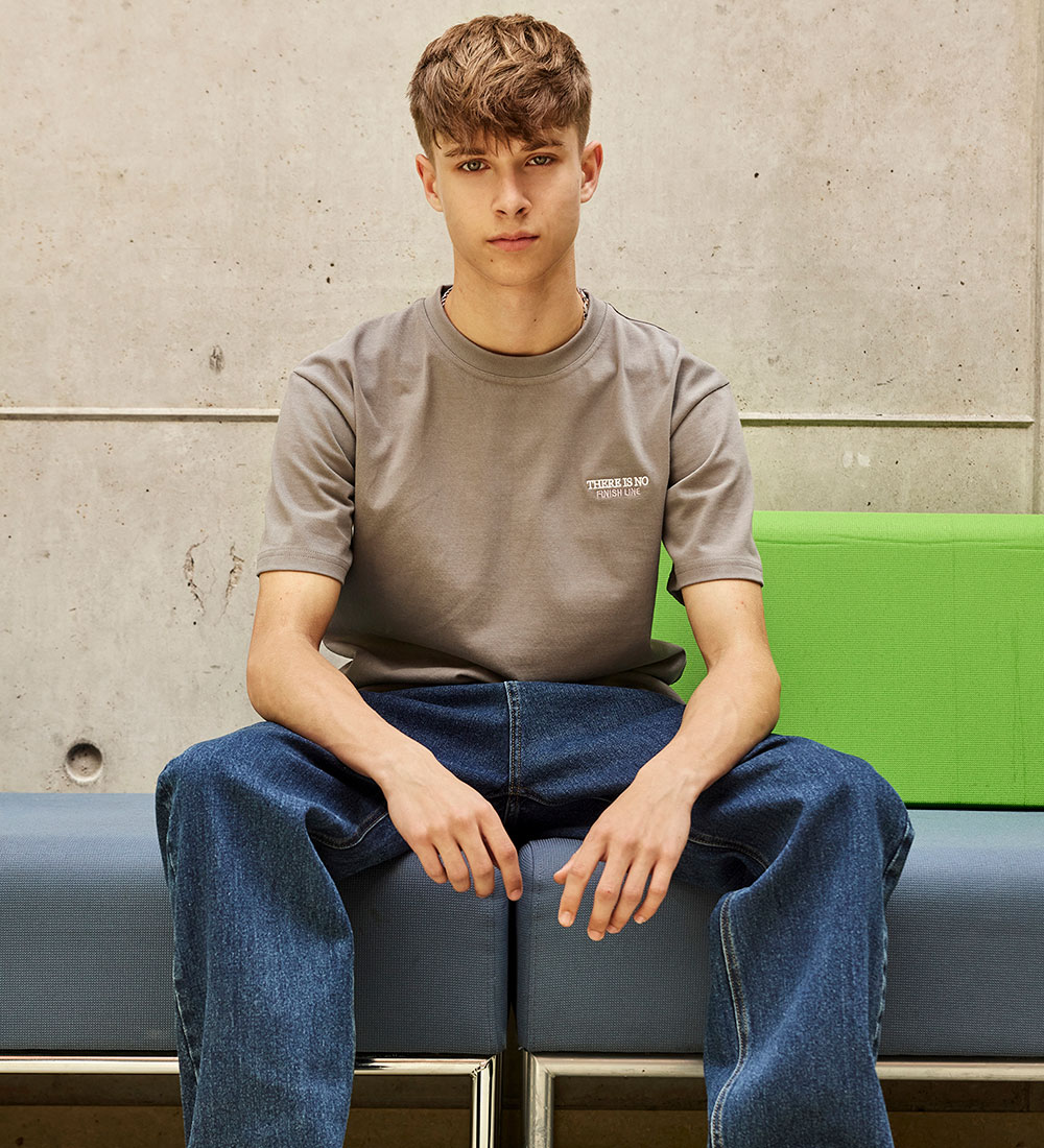 Hound T-shirt - Dark Grey w. Print