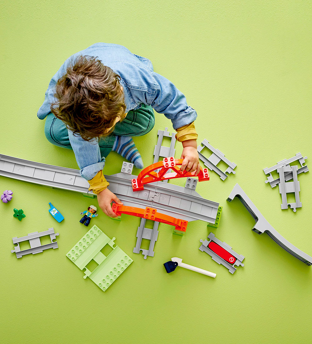 LEGO® DUPLO - Treinbrug en rails uitbreidingsset 10426 - 42 Ond
