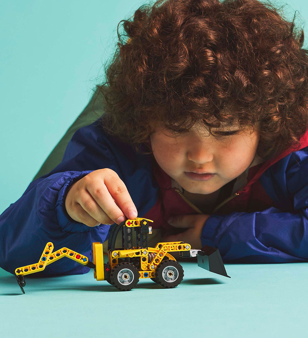 LEGO® Technic - Le tractopelle 42197 - 104 Parties