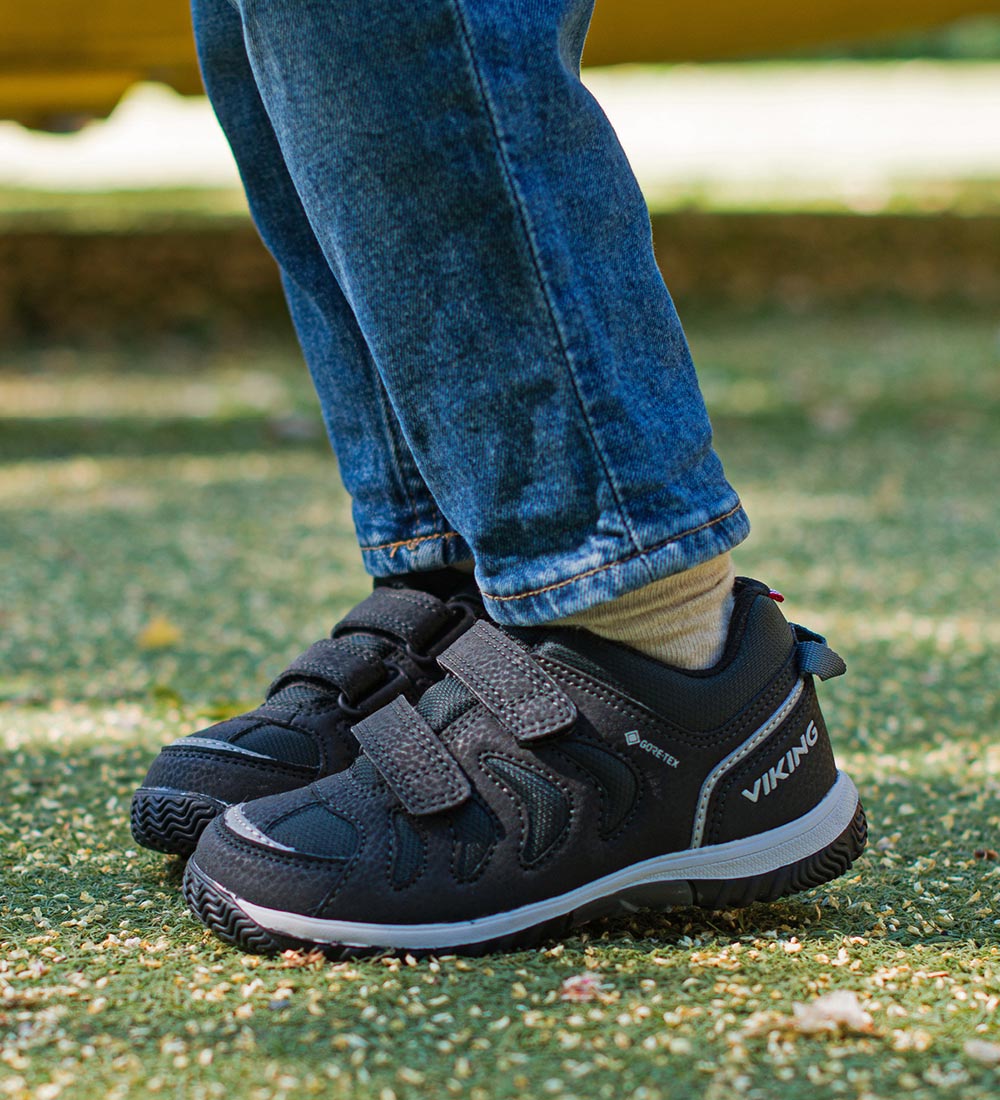 Viking Shoes - Cascade GTX V2 - Black