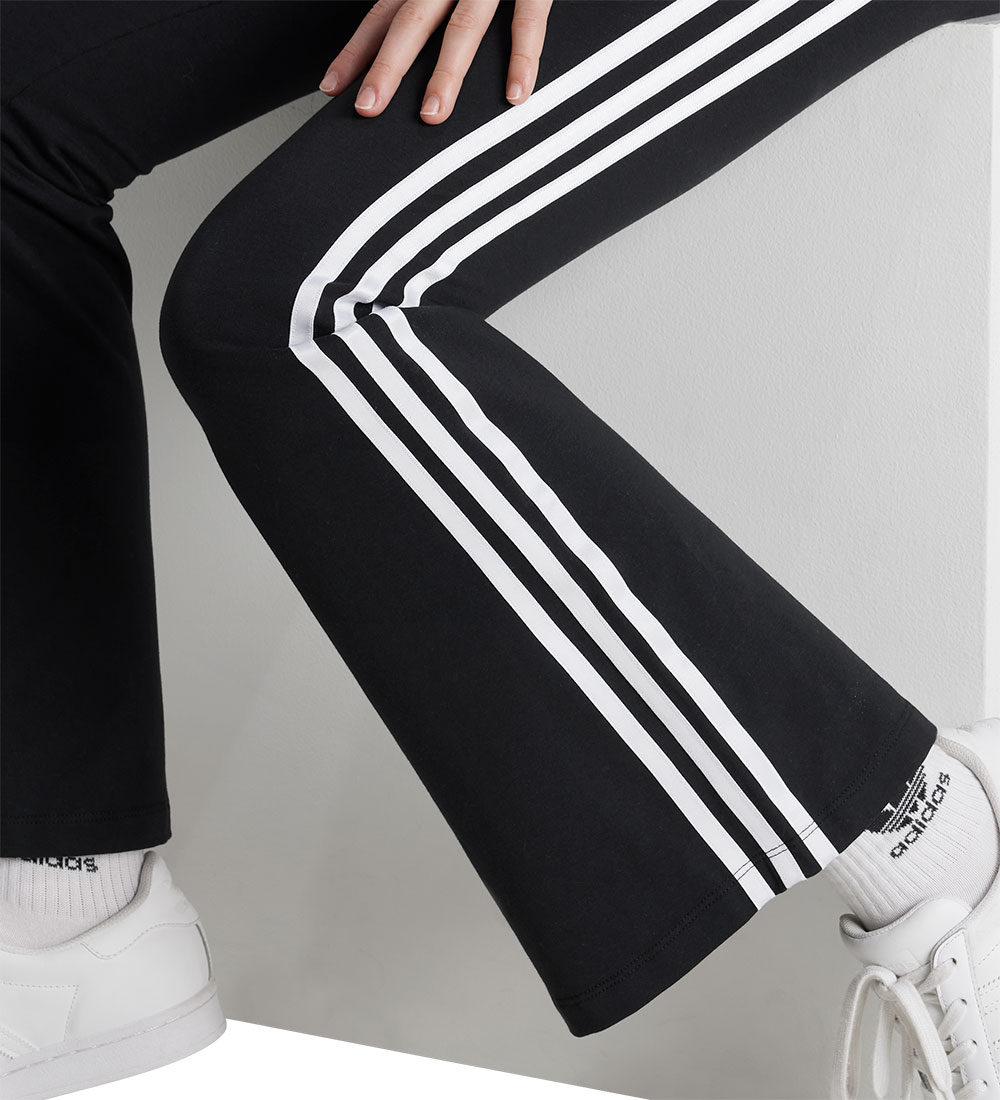adidas Originals Trousers - Flai - Black w. Logo