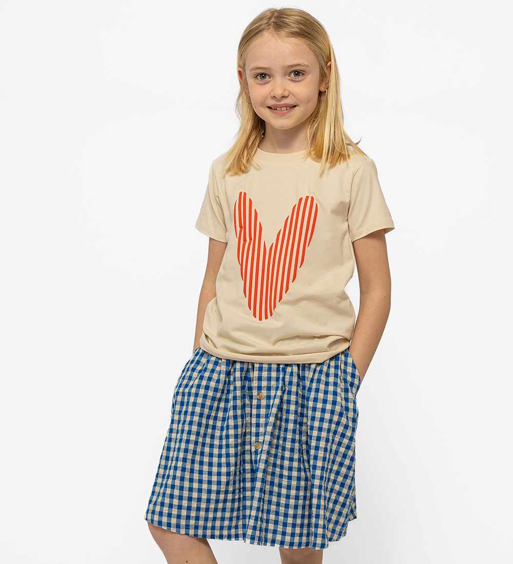 The New T-shirt - TnNorrine - White Swan w. Heart