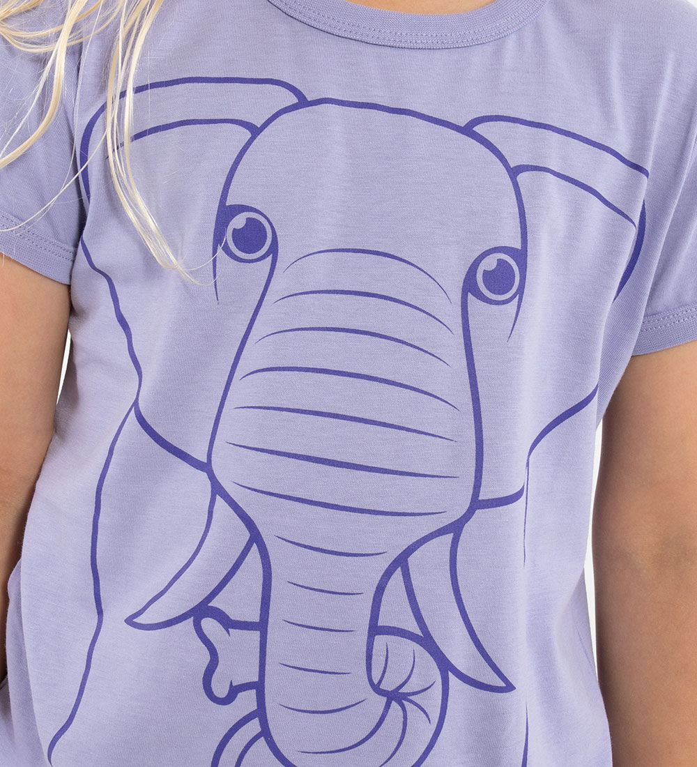 ANIMALS T-shirt - AnimalHide - Lila Outline Giraffe