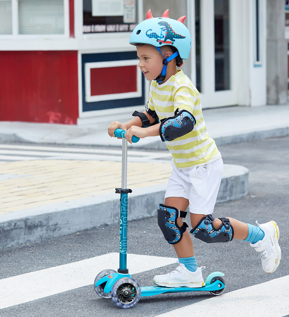 Micro Helmet - 3D Scootersaurus