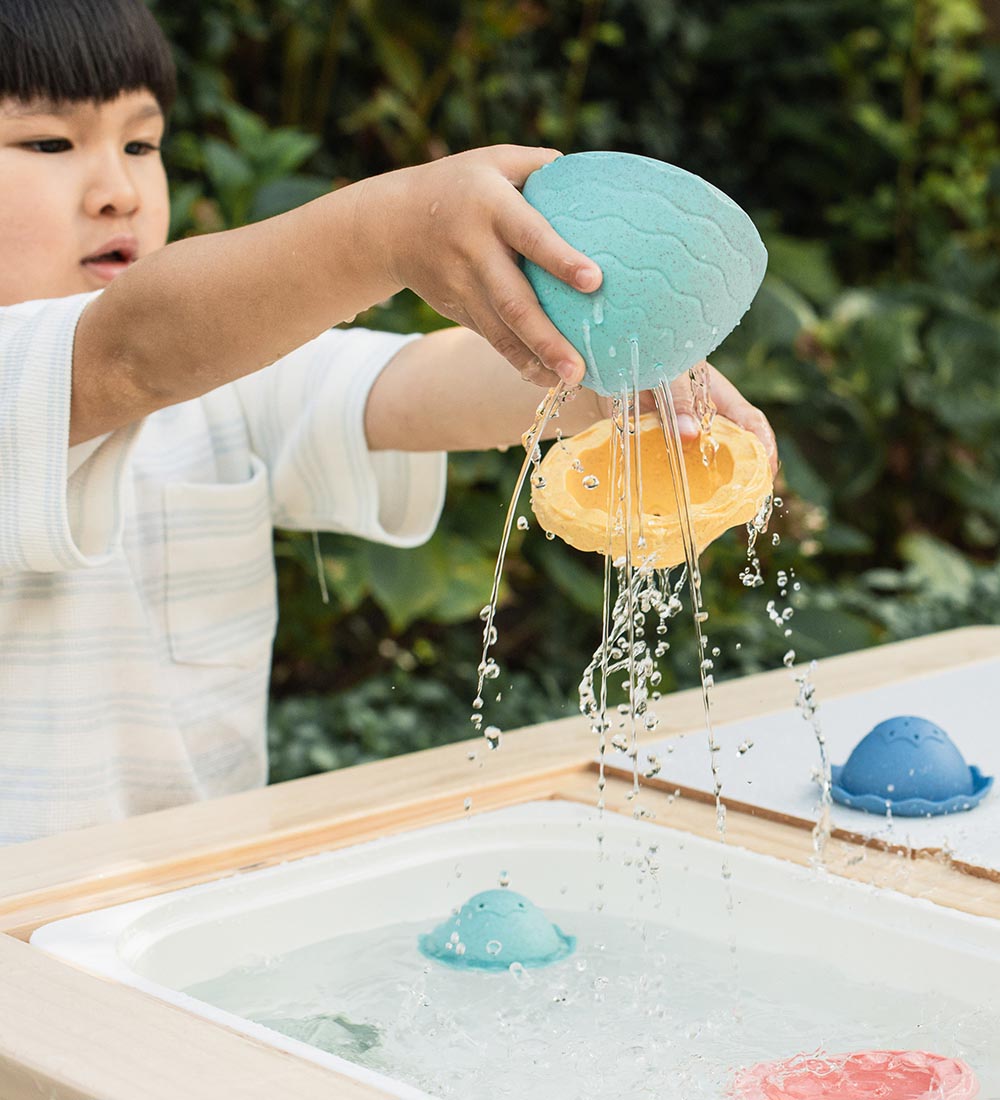 Tiger Tribe Bath Toy - Stack & Pour - Bath Egg