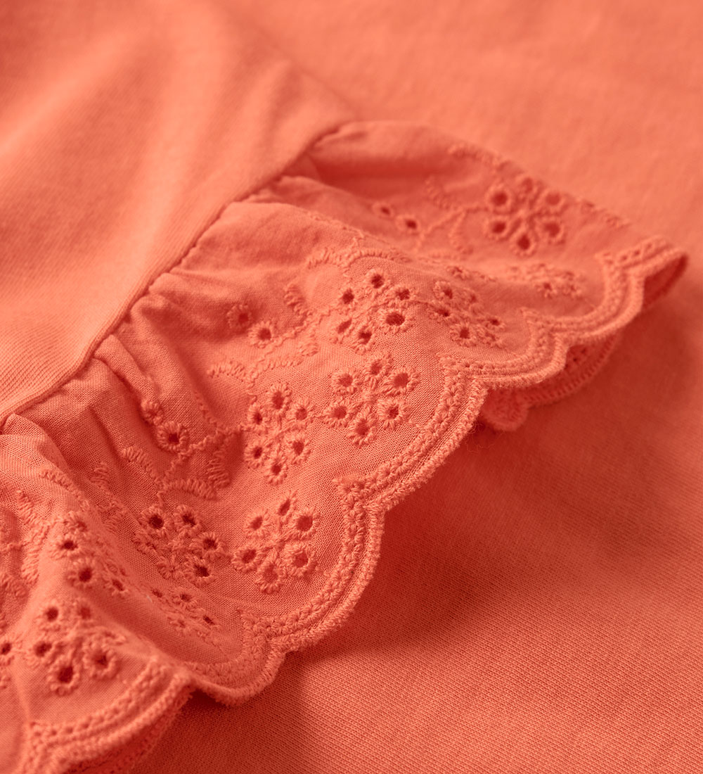 Name It T-shirt - NkfHrejaline - Fresh Salmon w. Embroidery Angl