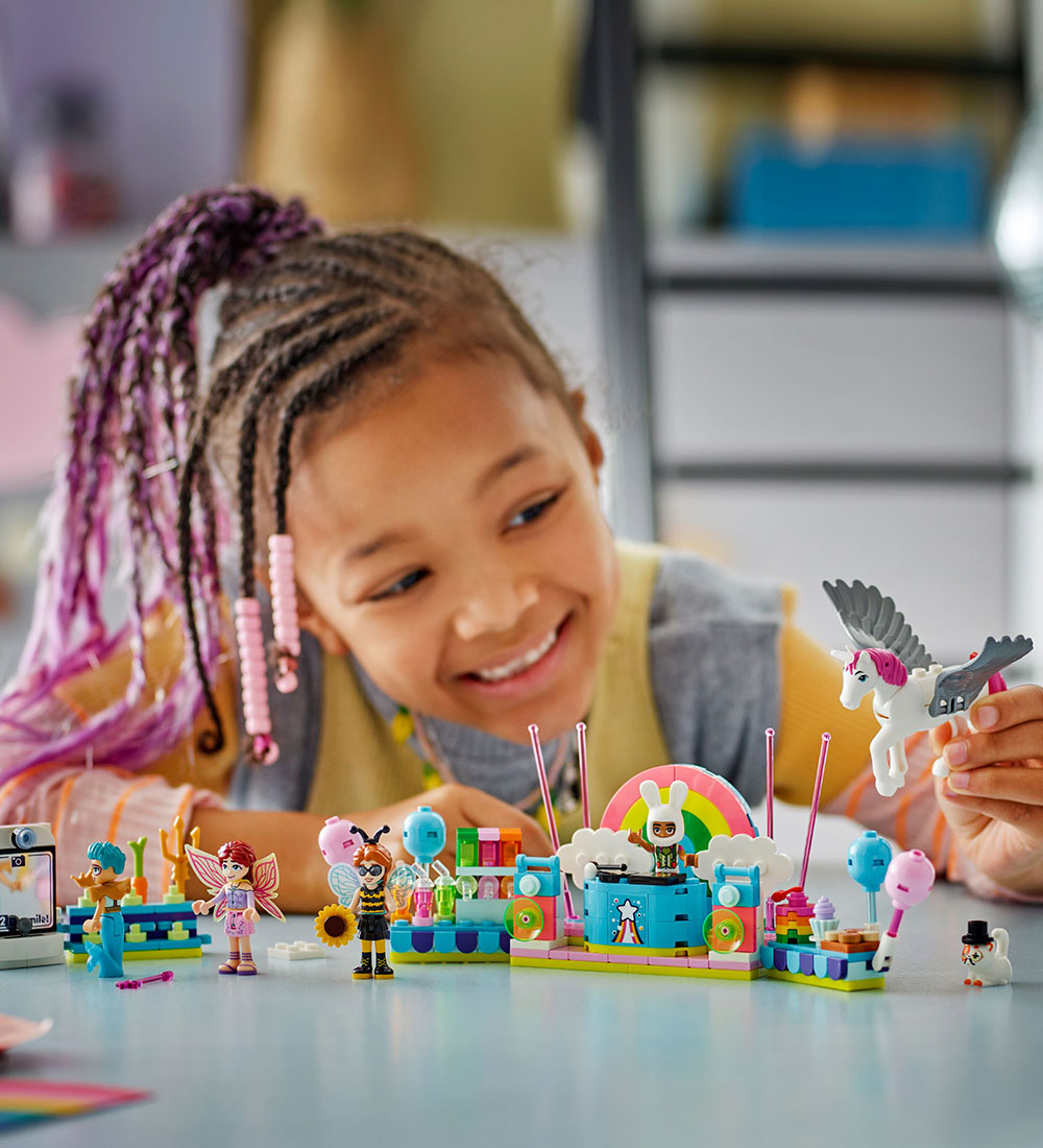LEGO® Friends - Unicorn costume party... 42661 - 261 Parts