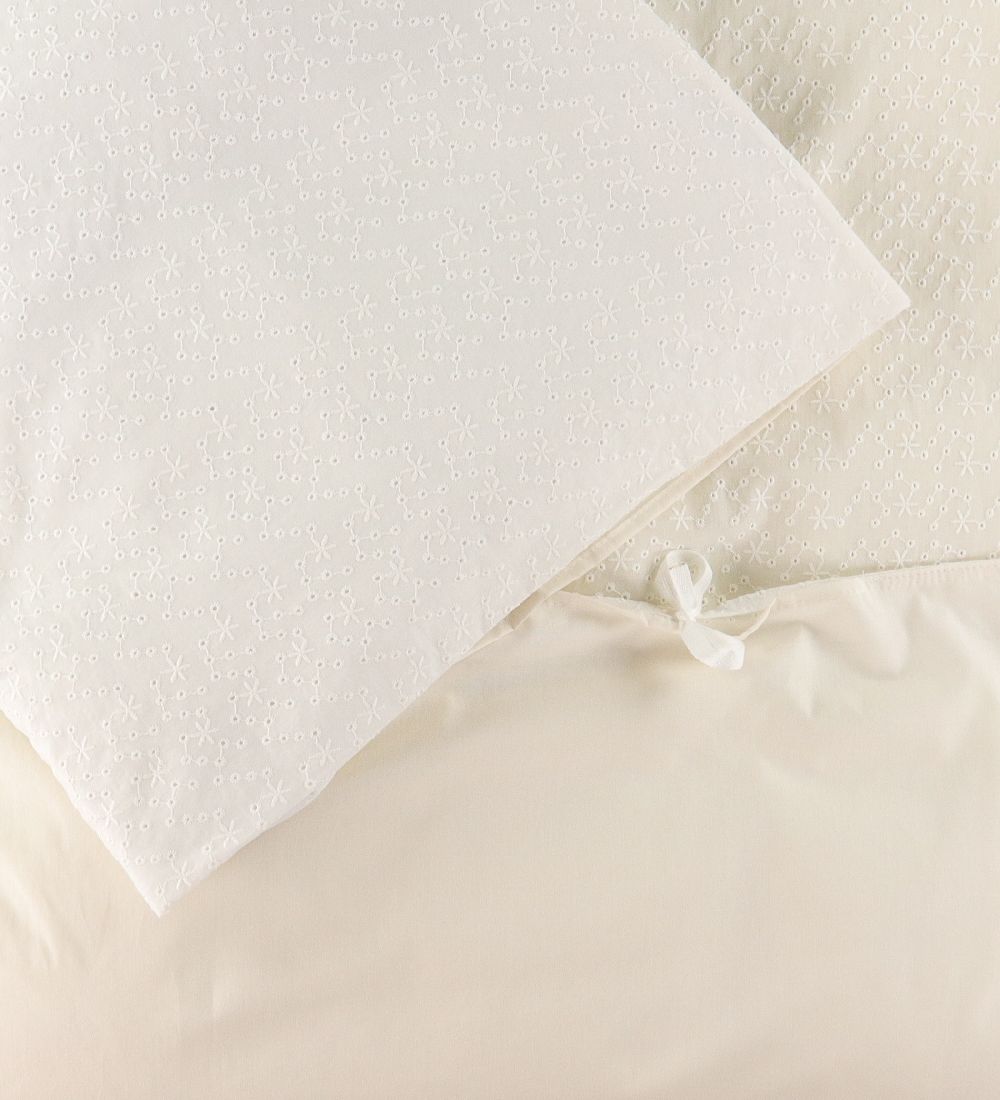 Nørgaard Madsens Bedding - Baby - Natural Embroidery w. Stars