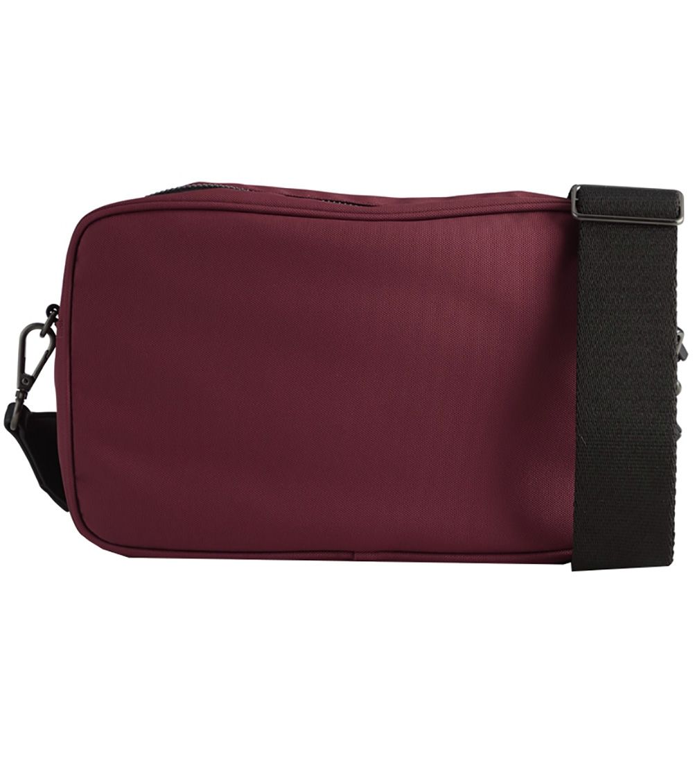 Markberg Shoulder Bag - Darla Small - Recycled - Burgundy/Black