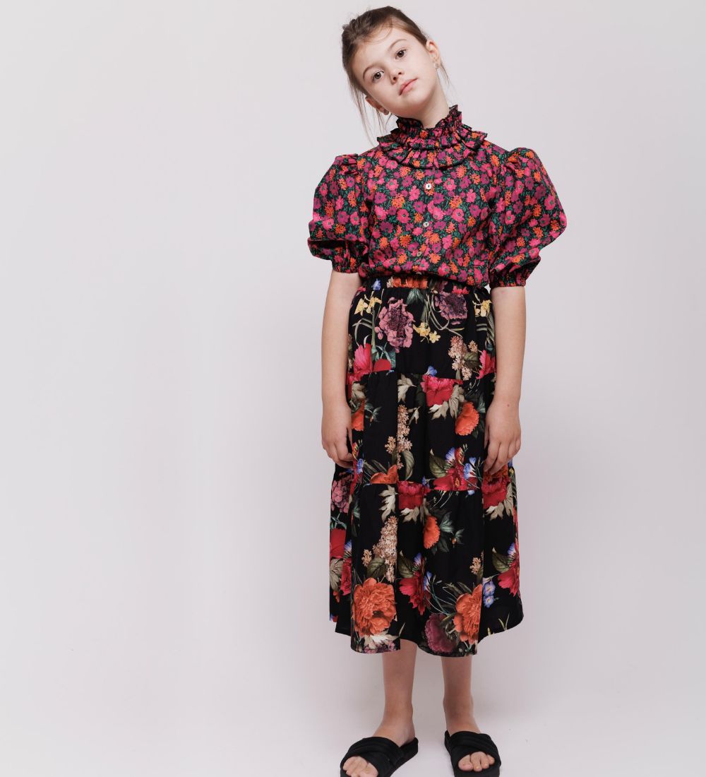 Christina Rohde Top - Black w. Flowers
