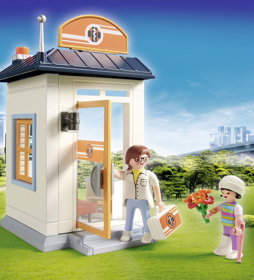 Playmobil City Life - Starts Pack Pediatrician - 70818 - 57 Part