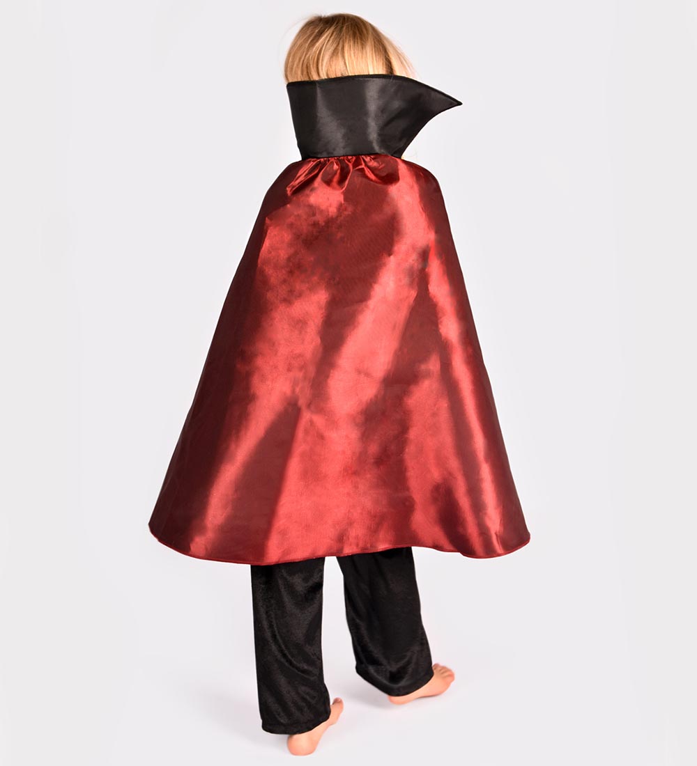 Den Goda Fen Costume - Vampire - Red/Black