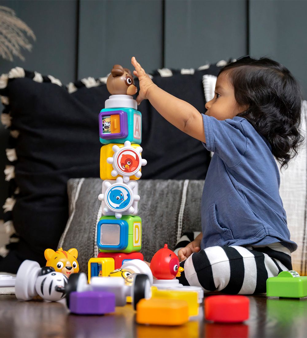 Baby Einstein Activity Toy - Connect & Create - Magnetic