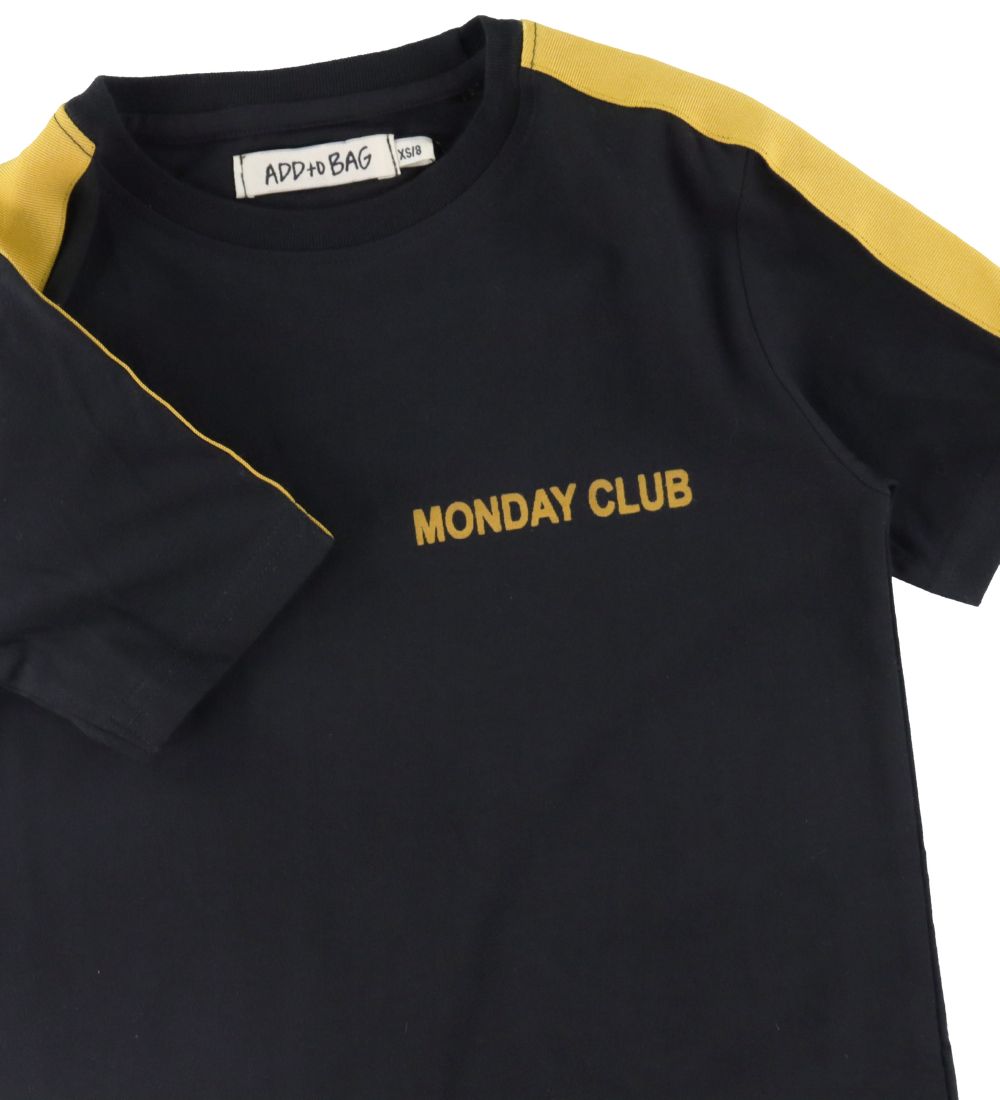Add to Bag T-Shirt - Schwarz m. Print