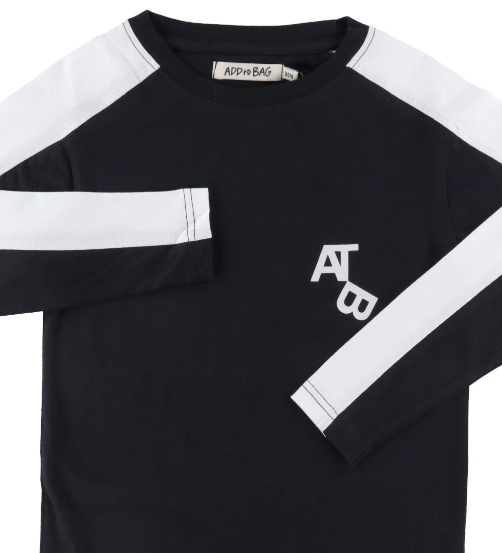 Add to Bag Blouse - Black w. Print