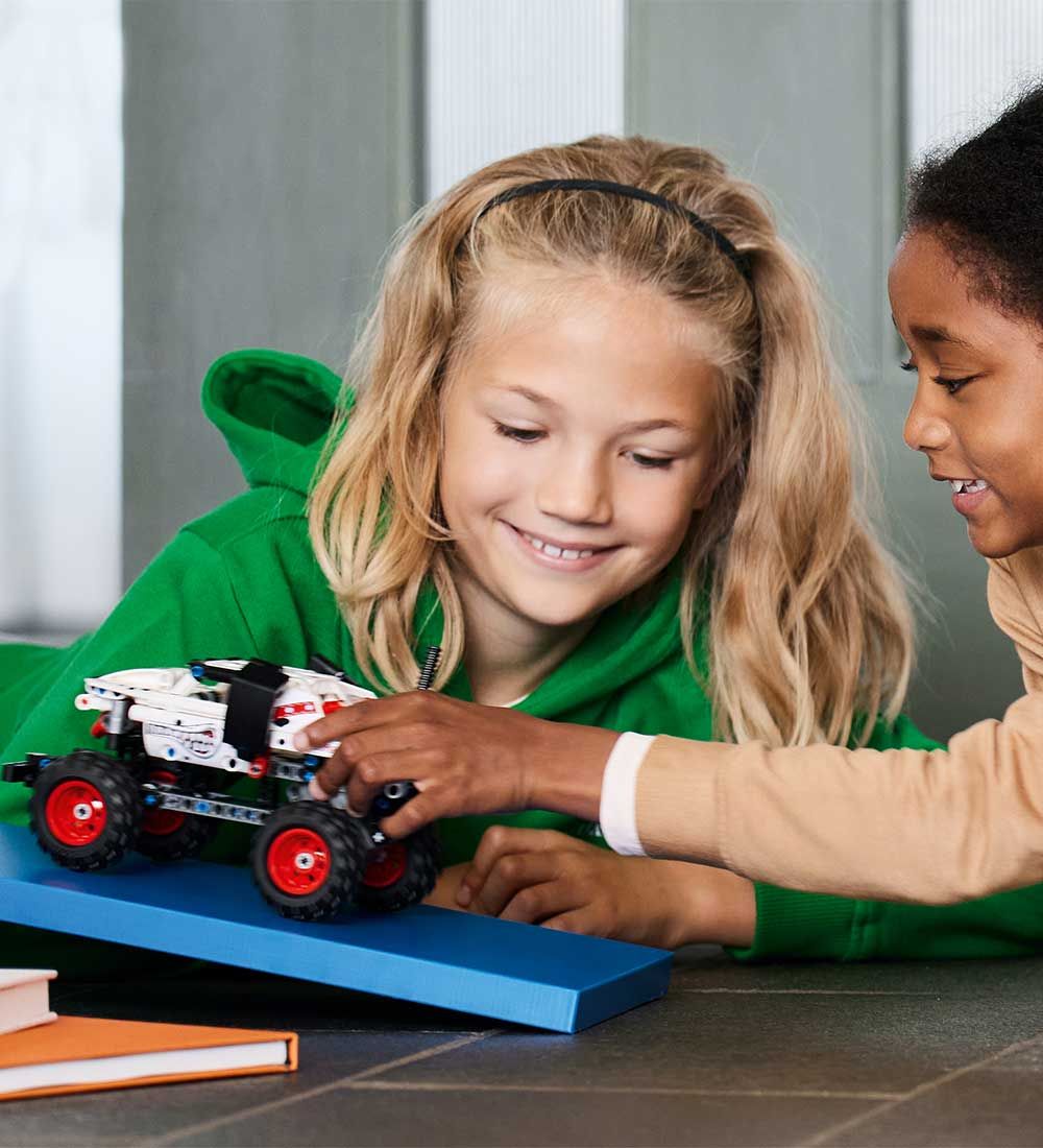 LEGO® Technic - Monster Jam Monster Mutt Dalmatian 42150 - 2-In-