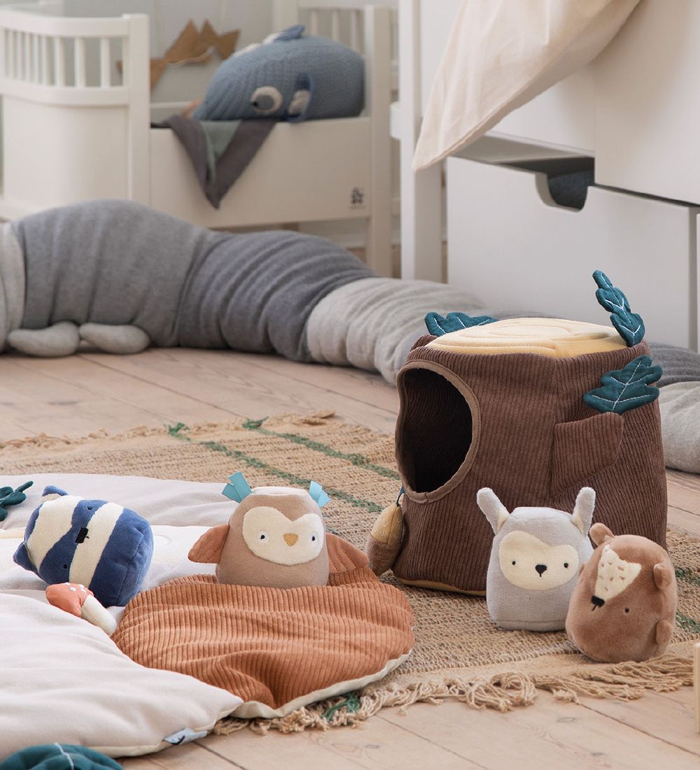 Sebra Activity Toy - Hidden Game - Tree Stump