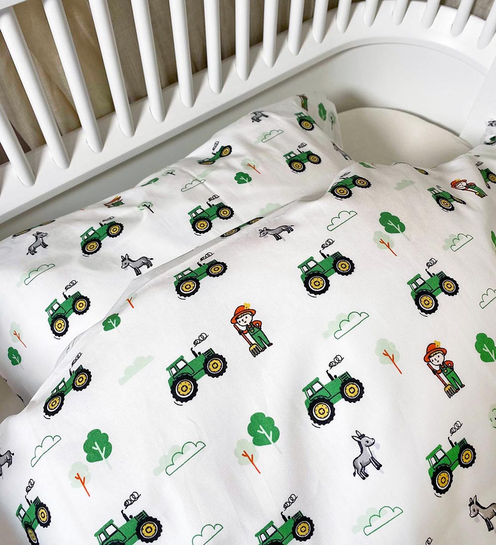 Nørgaard Madsens Bedding - Junior - Tractor and Farmer